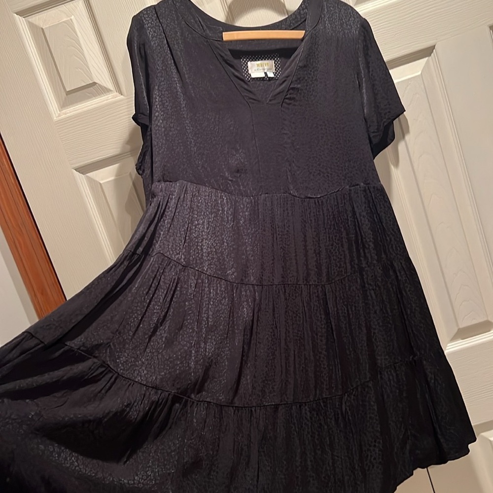 Maeve Black Tiered V-Neck Dress Large Anthropology Layering Pc oversized roomy